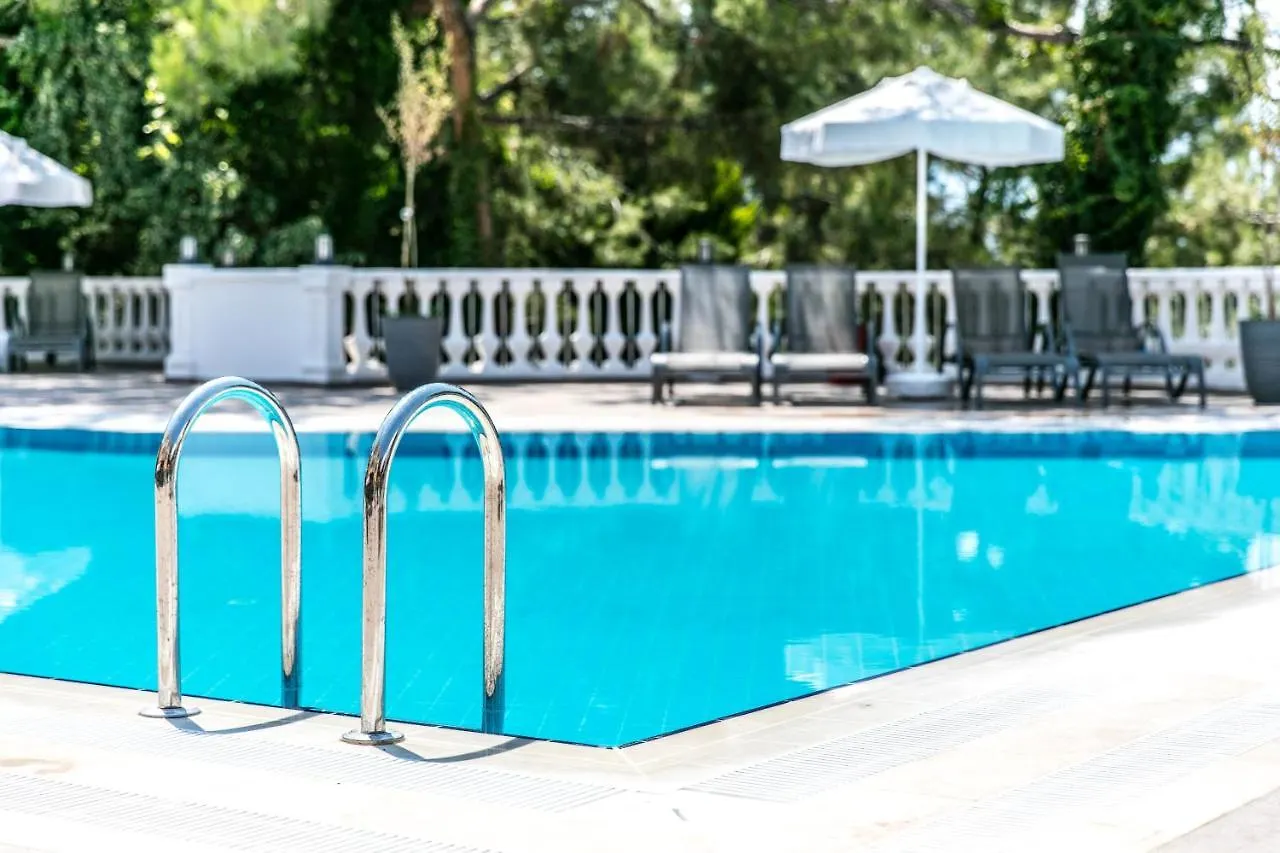 Peninsula Pine Club Boutique Hotel & Spa Kusadasi 0*,